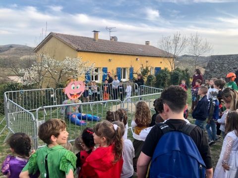 Carnaval Ecole Saint Jean le Centenier