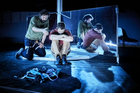 pièce de théâtre Une ombre vorace Comédie de Valence St Jean Le Centenier